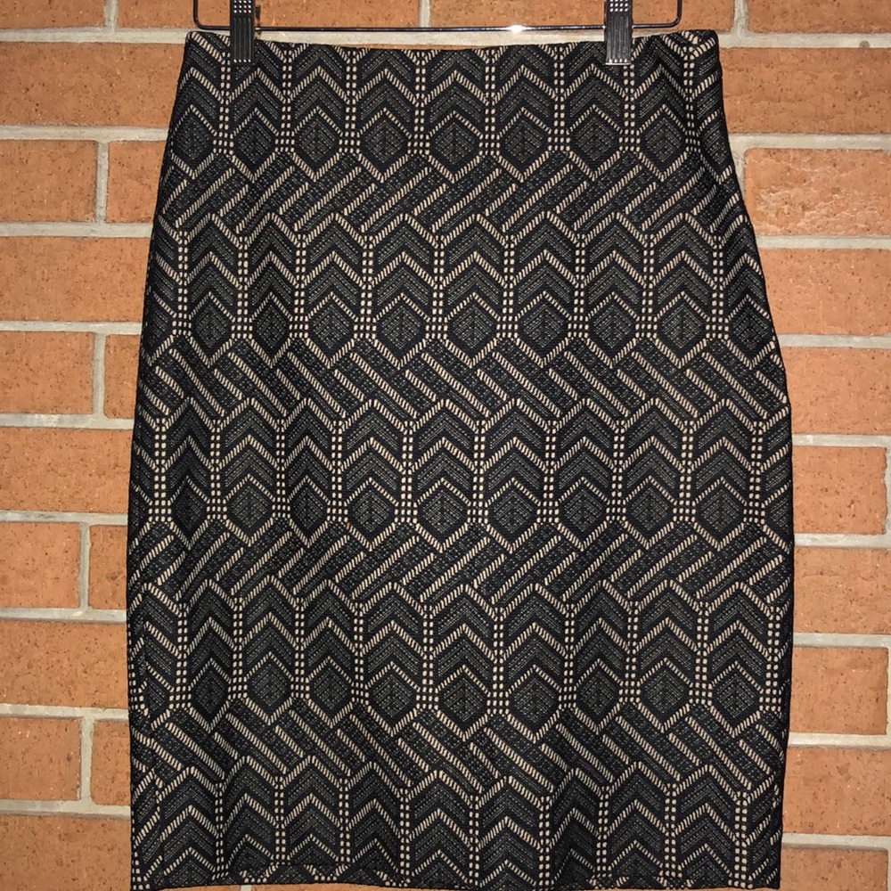 🖤ANN TAYLOR🖤LACE OVERLAY PATTERN PENCIL SKIRT🖤